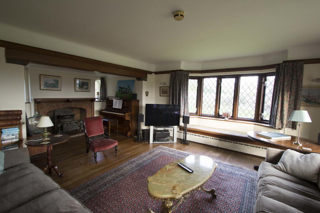 היית' Fern Lodge Guesthouse מראה חיצוני תמונה