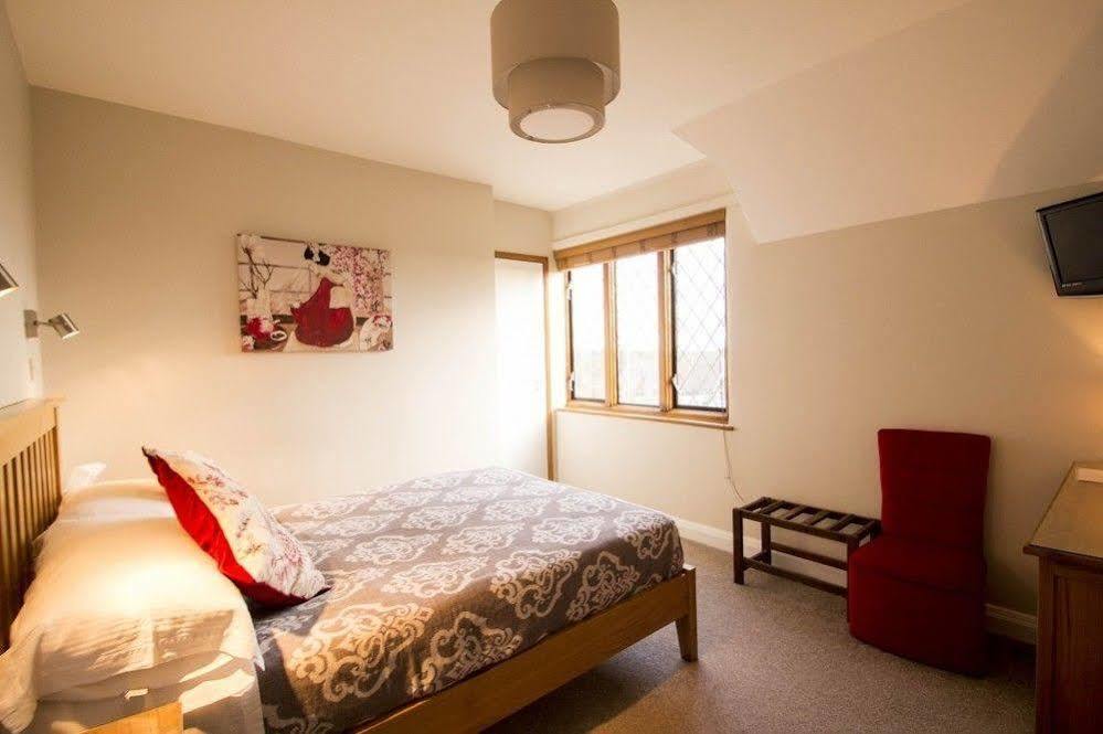 היית' Fern Lodge Guesthouse מראה חיצוני תמונה